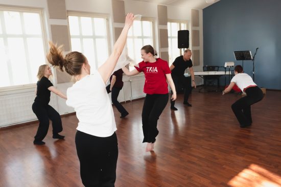 taidekoulujuttu impro(1)